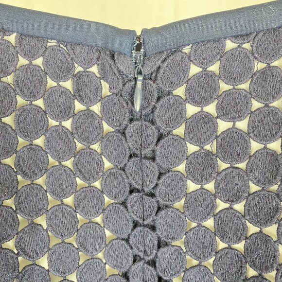 Karl Lagerfeld Paris Navy Circle Lace Pencil Skirt Size 8 - Picture 8 of 12